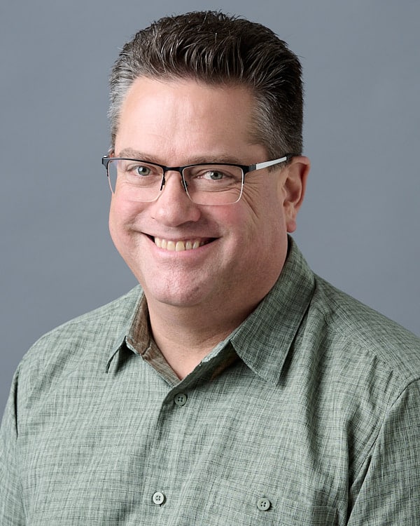 John Richard headshot